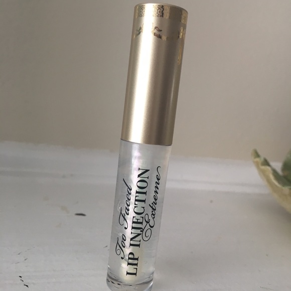 Two faced: lip injection extreme - Picture 2 of 2